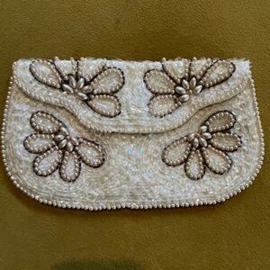 Vintage 40s-50s La Regale Cream Sequined Beaded Pearl Mini Clutch Old Hollywood